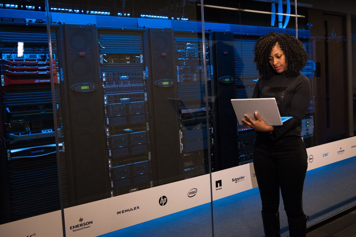 MChat全球网络连接